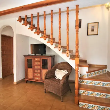Barret Villa *